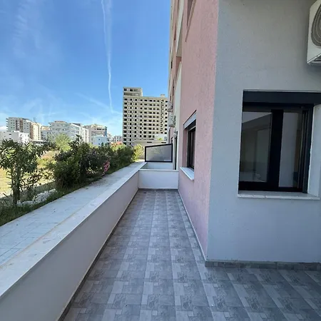 2 Bedroom 1 Floor